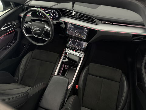 Audi e-tron 50 quattro S-Line 71 kWh | Pano | B&O | Sfeerverl. | Virtual | Memory | Camera | Carplay | Adaptive Cruise | NAP