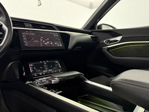 Audi e-tron 50 quattro S-Line 71 kWh | Pano | B&O | Sfeerverl. | Virtual | Memory | Camera | Carplay | Adaptive Cruise | NAP