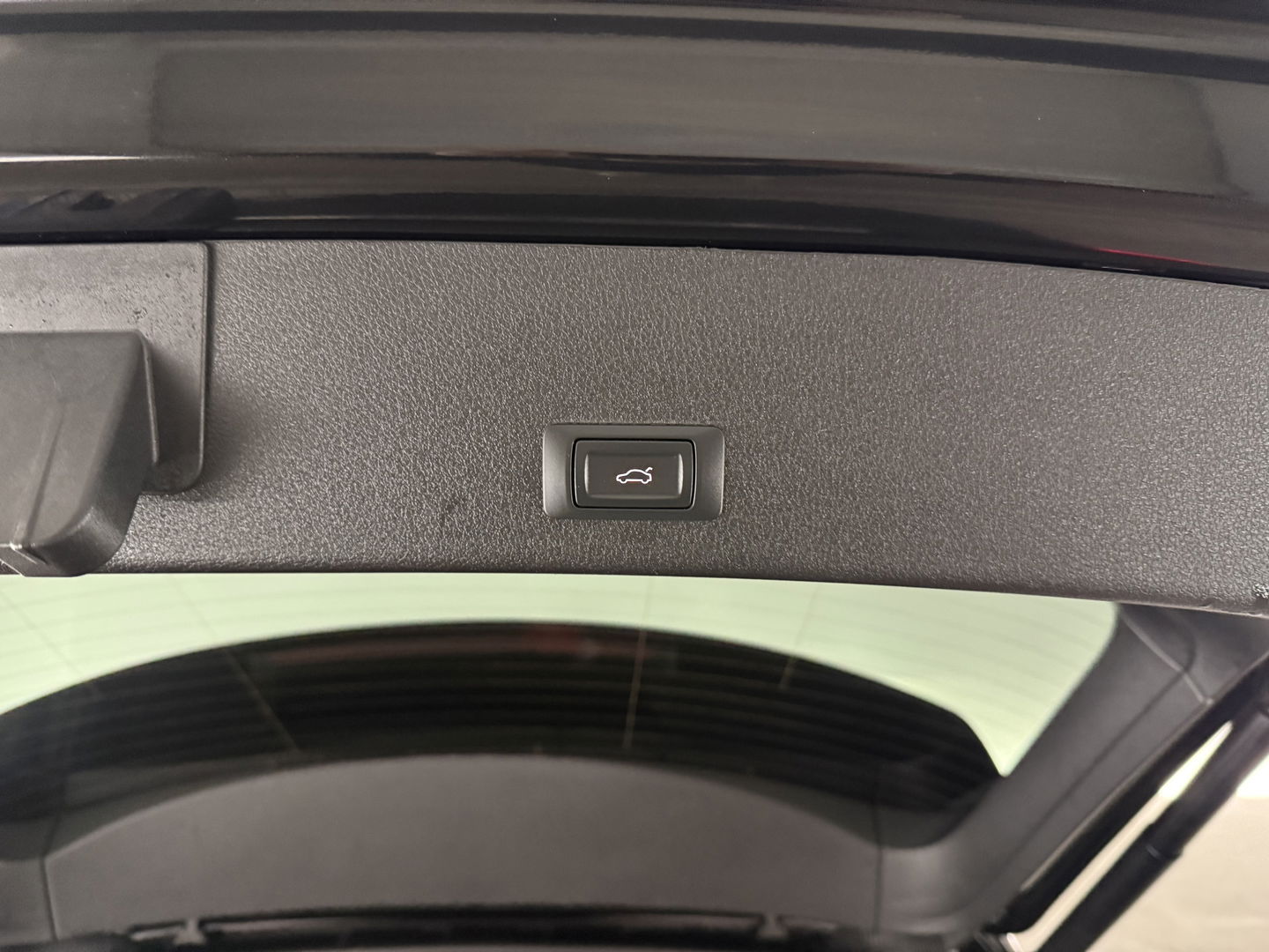 Audi e-tron 50 quattro S-Line 71 kWh | Pano | B&O | Sfeerverl. | Virtual | Memory | Camera | Carplay | Adaptive Cruise | NAP