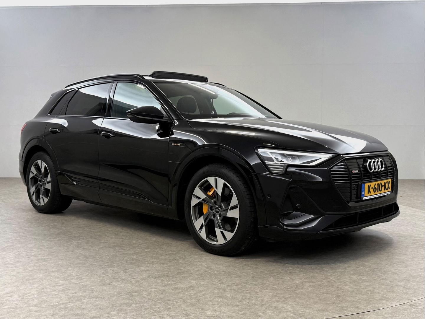 Audi e-tron 50 quattro S-Line 71 kWh | Pano | B&O | Sfeerverl. | Virtual | Memory | Camera | Carplay | Adaptive Cruise | NAP
