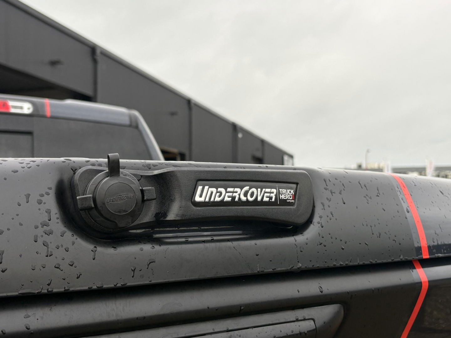 Dodge Ram Pick-Up 1500 5.7 V8 4x4 Crew Cab 5'7 Limited | Klep in Uitlaat | GROOT SCHERM | DIEP BLAUW | GEWELDIGE VOLLE UITVOERING