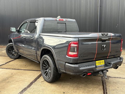 Dodge Ram Pick-Up 1500 5.7 V8 4x4 Crew Cab 5'7 Limited | Klep in Uitlaat | GROOT SCHERM | DIEP BLAUW | GEWELDIGE VOLLE UITVOERING