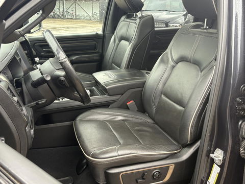 Dodge Ram Pick-Up 1500 5.7 V8 4x4 Crew Cab 5'7 Limited | Klep in Uitlaat | GROOT SCHERM | DIEP BLAUW | GEWELDIGE VOLLE UITVOERING