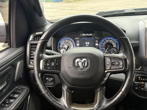 Dodge Ram Pick-Up 1500 5.7 V8 4x4 Crew Cab 5'7 Limited | Klep in Uitlaat | GROOT SCHERM | DIEP BLAUW | GEWELDIGE VOLLE UITVOERING