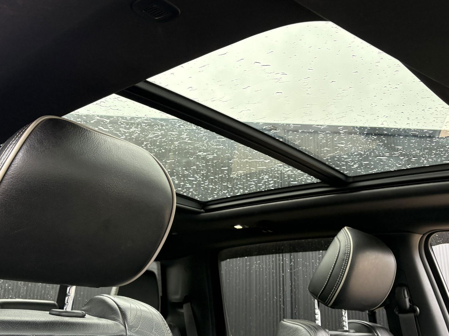 Dodge Ram Pick-Up 1500 5.7 V8 4x4 Crew Cab 5'7 Limited | Klep in Uitlaat | GROOT SCHERM | DIEP BLAUW | GEWELDIGE VOLLE UITVOERING