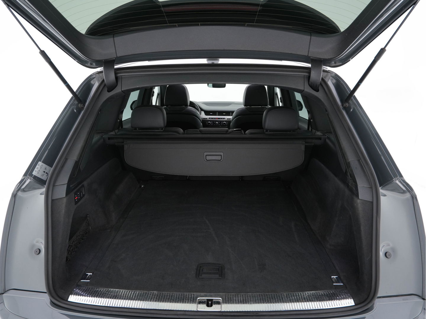 Audi SQ7 4.0 TDI Quattro Pro Line + Aut. *PANO | LUXURY-LEATHER | FULL-LED | DIGI-COCKPIT | BOSE-SOUND | KEYLESS | CAMERA | NAVI-FULLMAP | HEATED/VENTILATED-COMFORTSEATS | SHIFT-PADDLES | CARBON-INLAY | ECC | ADAPTIVE-CRUISE |