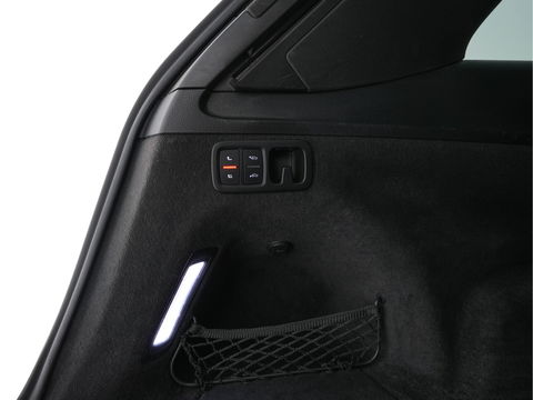 Audi SQ7 4.0 TDI Quattro Pro Line + Aut. *PANO | LUXURY-LEATHER | FULL-LED | DIGI-COCKPIT | BOSE-SOUND | KEYLESS | CAMERA | NAVI-FULLMAP | HEATED/VENTILATED-COMFORTSEATS | SHIFT-PADDLES | CARBON-INLAY | ECC | ADAPTIVE-CRUISE |