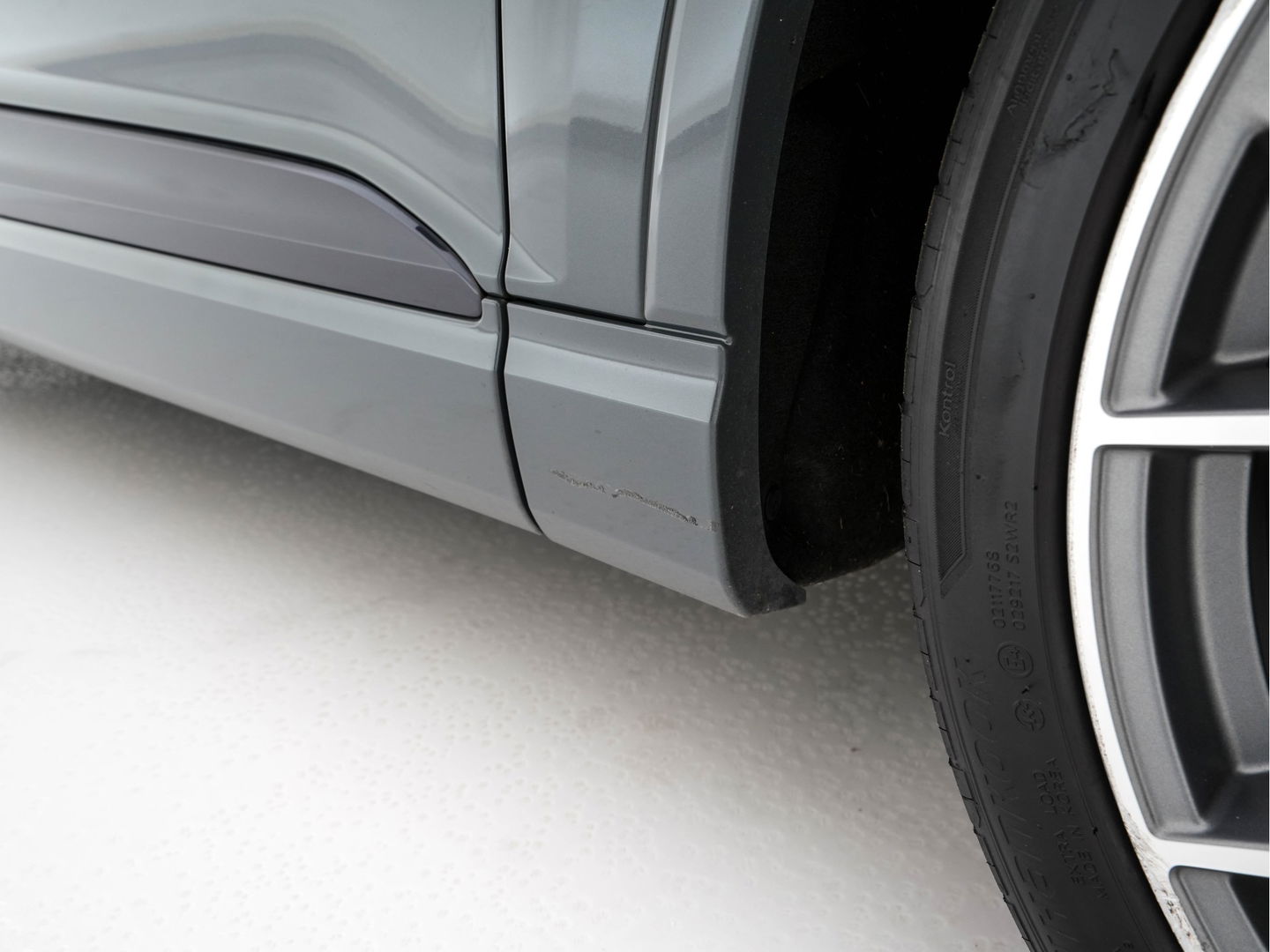 Audi SQ7 4.0 TDI Quattro Pro Line + Aut. *PANO | LUXURY-LEATHER | FULL-LED | DIGI-COCKPIT | BOSE-SOUND | KEYLESS | CAMERA | NAVI-FULLMAP | HEATED/VENTILATED-COMFORTSEATS | SHIFT-PADDLES | CARBON-INLAY | ECC | ADAPTIVE-CRUISE |