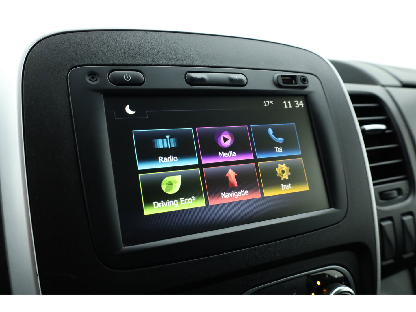 Renault Trafic 2.0 dCi 120pk L2H1 Business | Aut. Airco | Camera | Navi | Trekhaak