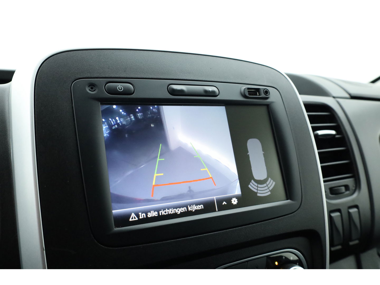 Renault Trafic 2.0 dCi 120pk L2H1 Business | Aut. Airco | Camera | Navi | Trekhaak