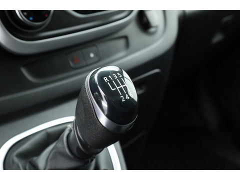 Renault Trafic 2.0 dCi 120pk L2H1 Business | Aut. Airco | Camera | Navi | Trekhaak