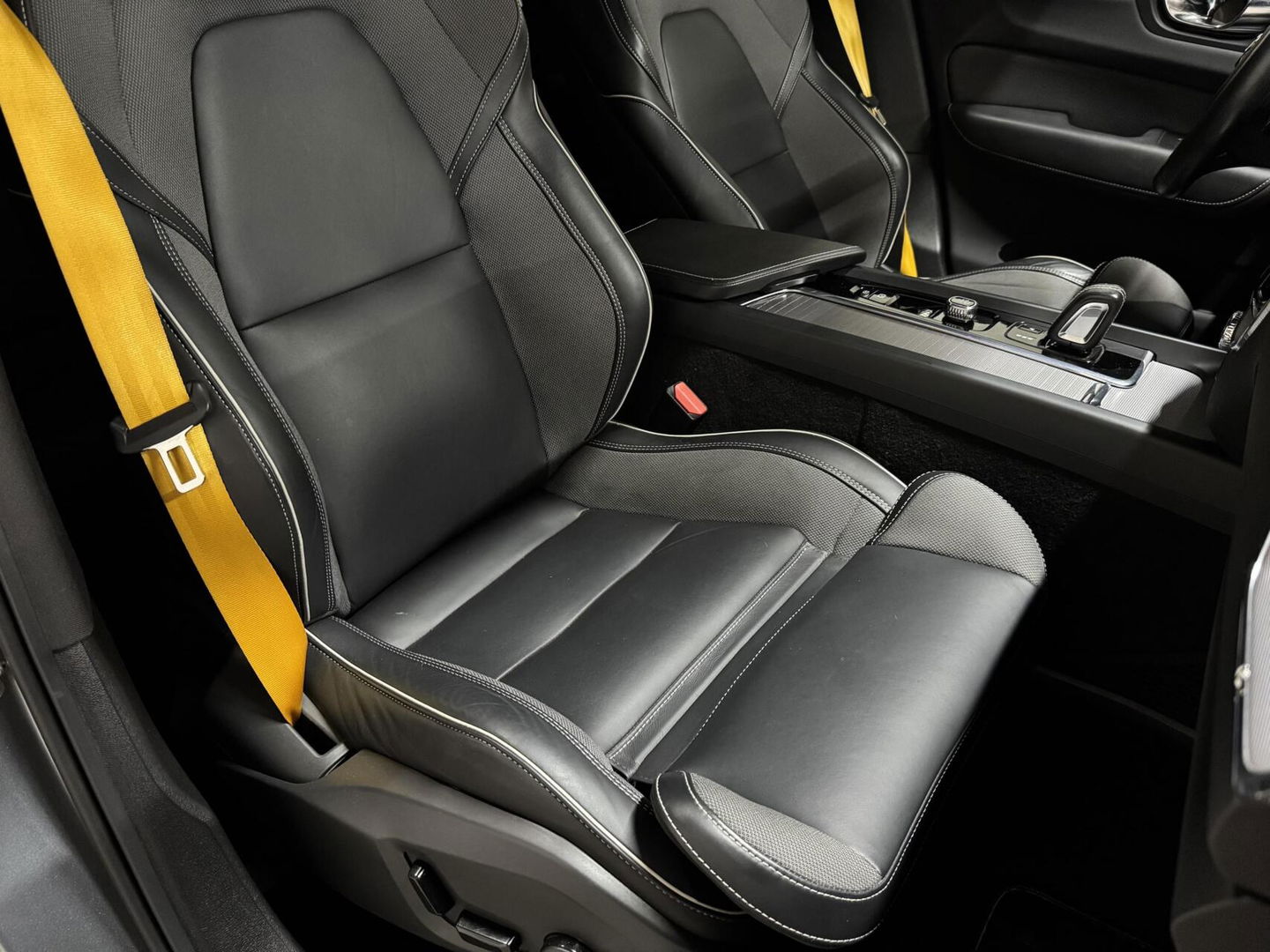 Volvo XC60 2.0 T8 AWD Polestar Engineered Pano H/K 360° Autopilot