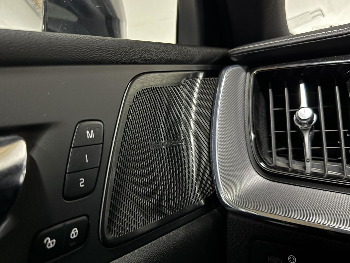 Volvo XC60 2.0 T8 AWD Polestar Engineered Pano H/K 360° Autopilot