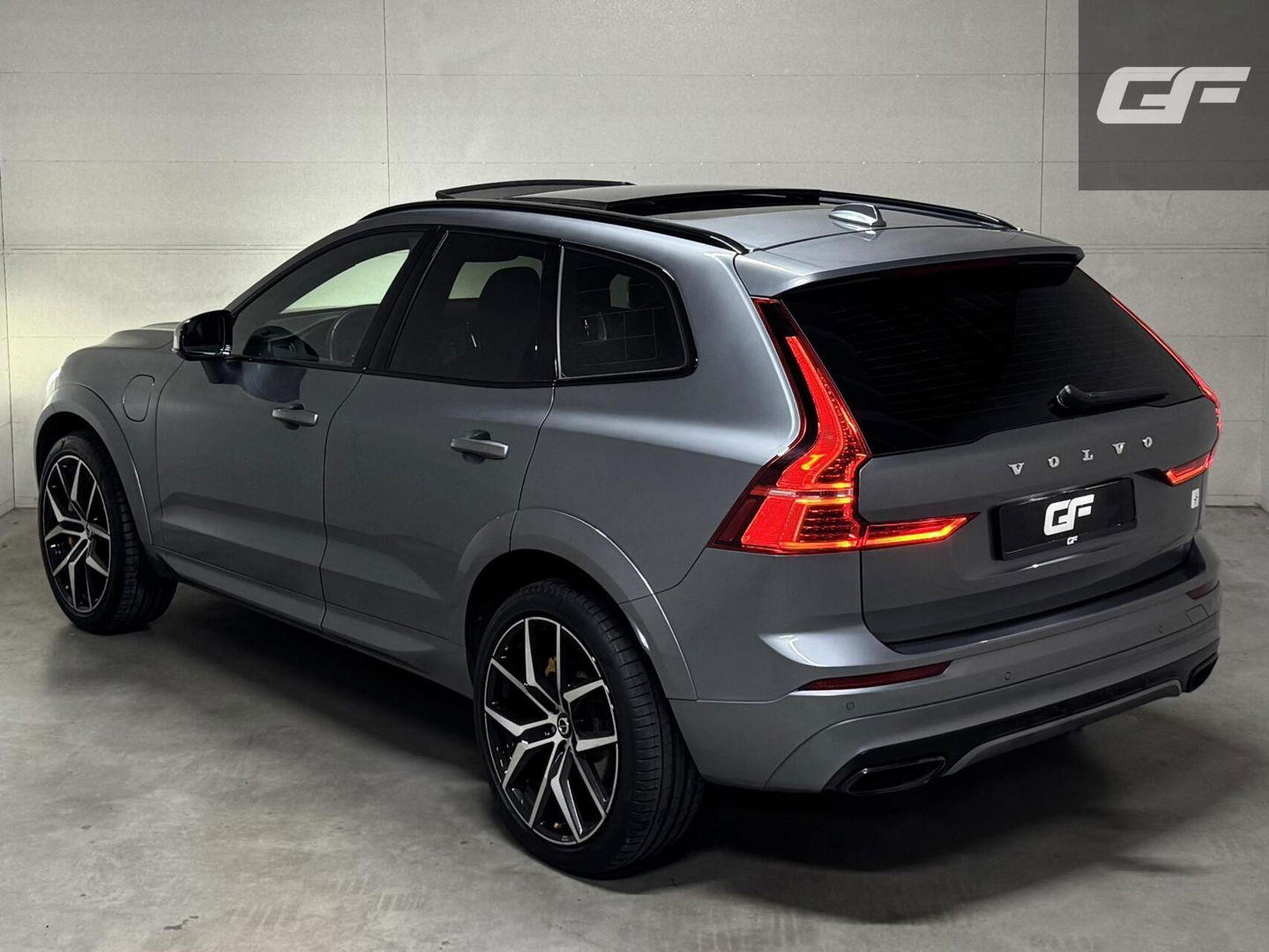 Volvo XC60 2.0 T8 AWD Polestar Engineered Pano H/K 360° Autopilot