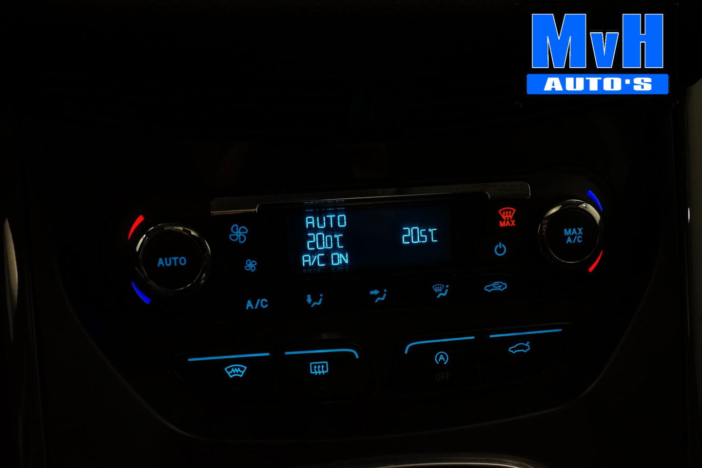 Ford Kuga 1.6 Titanium Plus 150PK|PANO|TREKH|CAMERA|STOELVERW