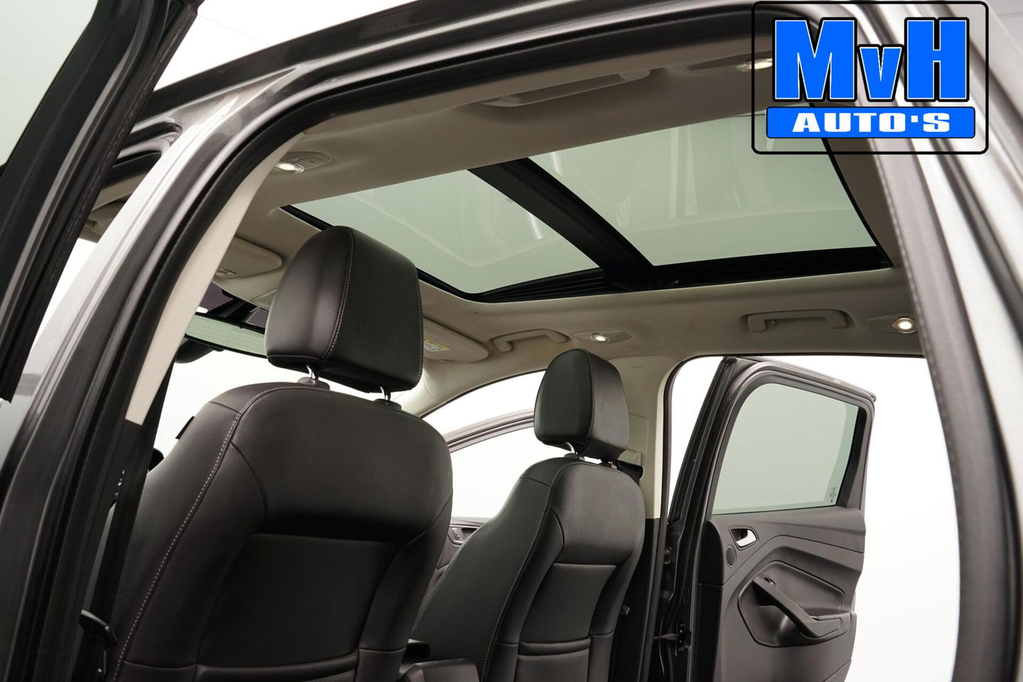 Ford Kuga 1.6 Titanium Plus 150PK|PANO|TREKH|CAMERA|STOELVERW