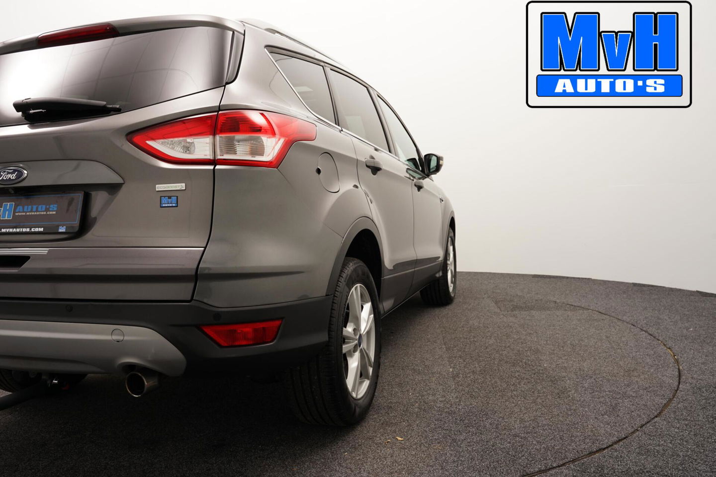 Ford Kuga 1.6 Titanium Plus 150PK|PANO|TREKH|CAMERA|STOELVERW