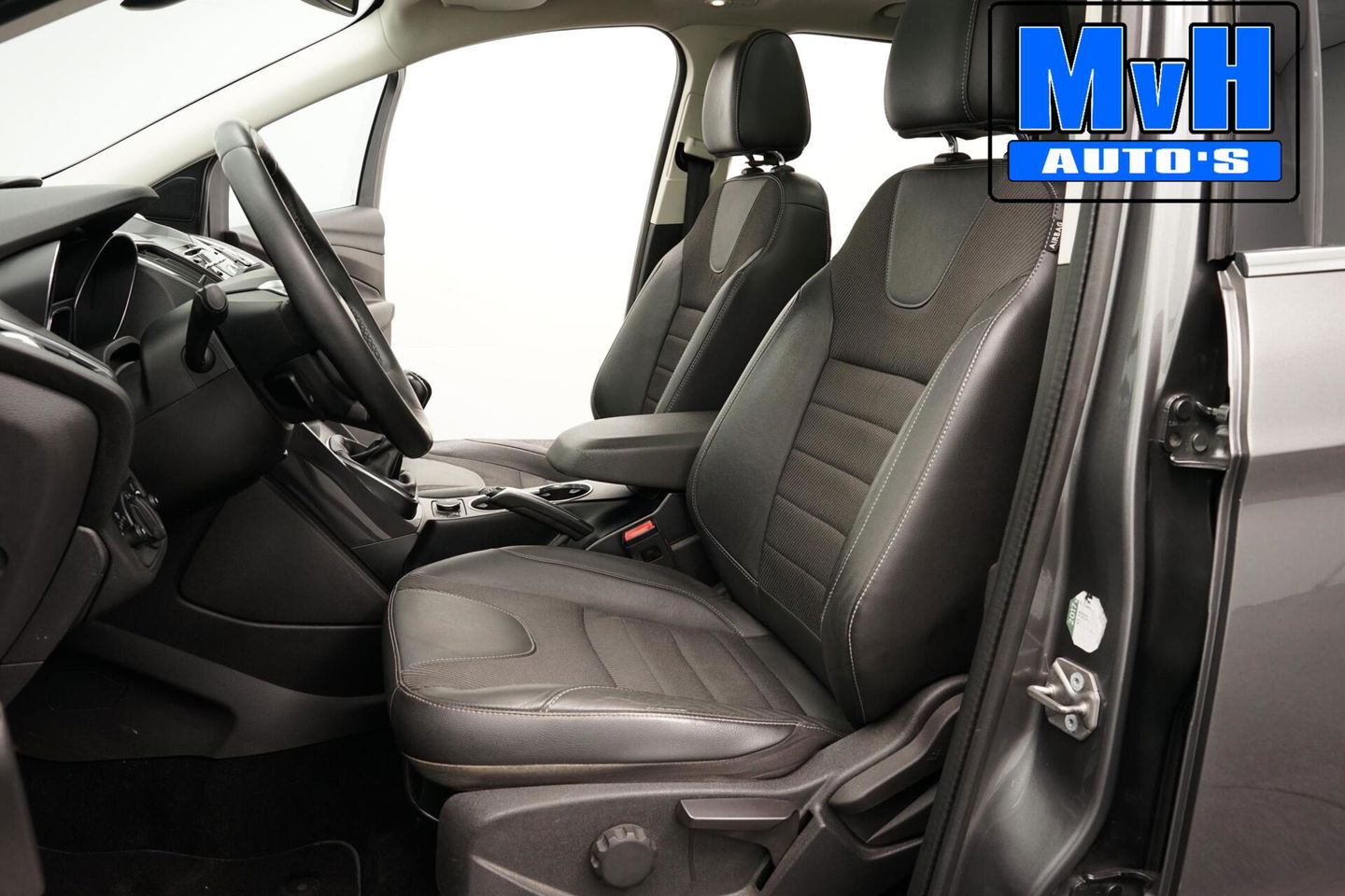 Ford Kuga 1.6 Titanium Plus 150PK|PANO|TREKH|CAMERA|STOELVERW