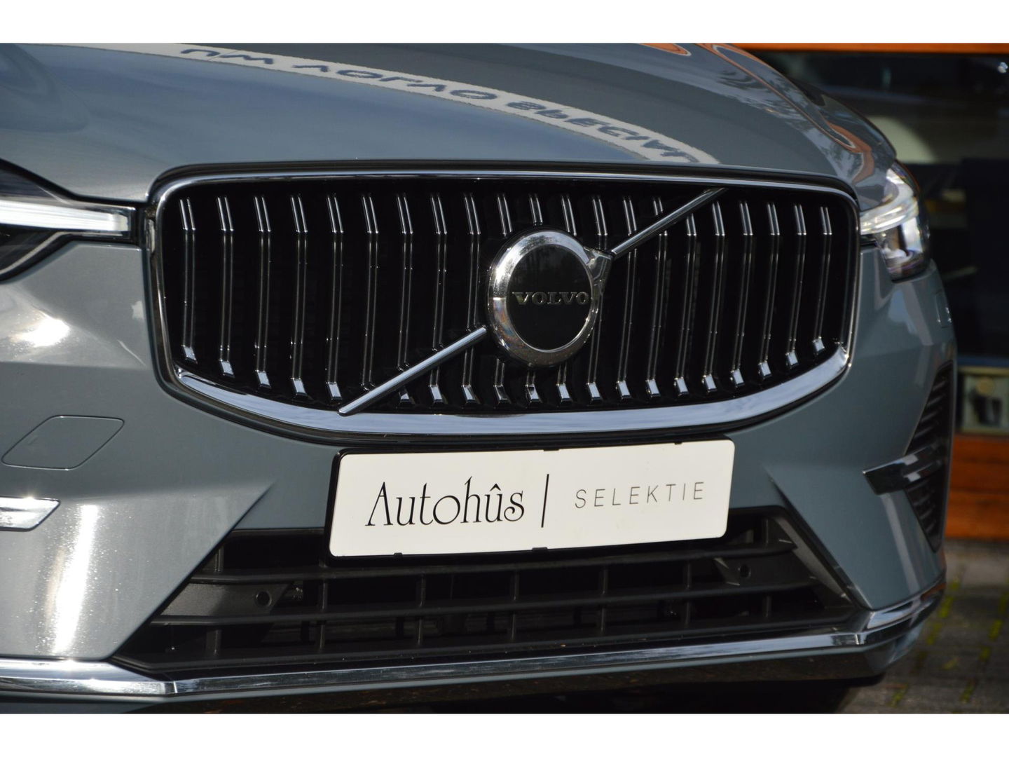 Volvo XC60 T6 Hybride AWD Inscription Long Range | Stuur + Stoel Verwarming | Camera | Panoramadak | Harman Kardon |