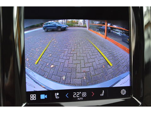 Volvo XC60 T6 Hybride AWD Inscription Long Range | Stuur + Stoel Verwarming | Camera | Panoramadak | Harman Kardon |