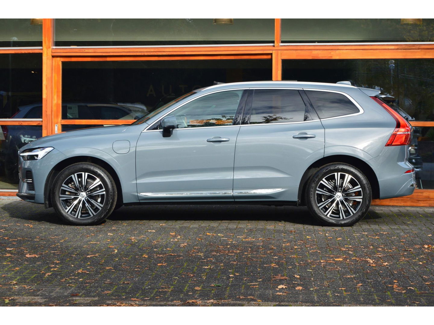 Volvo XC60 T6 Hybride AWD Inscription Long Range | Stuur + Stoel Verwarming | Camera | Panoramadak | Harman Kardon |