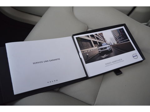 Volvo XC60 T6 Hybride AWD Inscription Long Range | Stuur + Stoel Verwarming | Camera | Panoramadak | Harman Kardon |