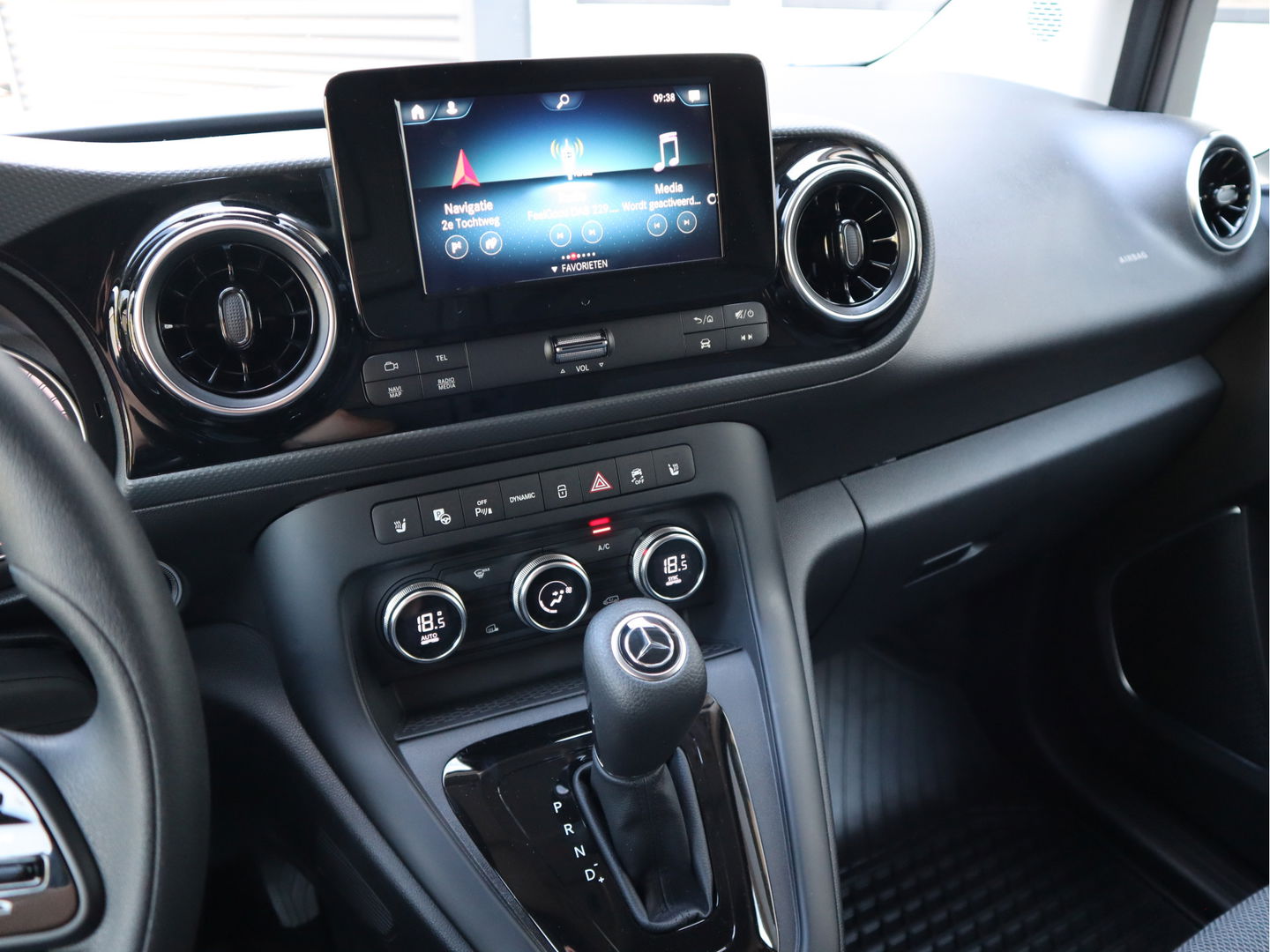 Mercedes-Benz eCitan 112 Pro L2 Lang - 51 kWh AC 22 kWh Laden - Trekhaak