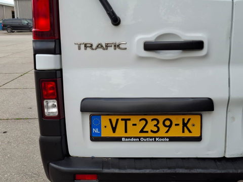 Renault Trafic 1.6 dCi T27 L1H1 Comfort AIRCO / CRUISE CONTROLE / 3 ZITS / TREKHAAK