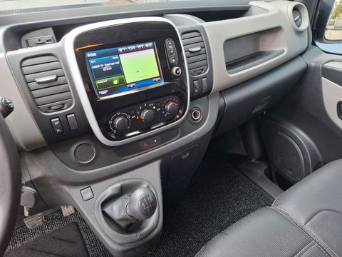 Renault Trafic 1.6 dCi T27 L1H1 Comfort AIRCO / CRUISE CONTROLE / 3 ZITS / TREKHAAK