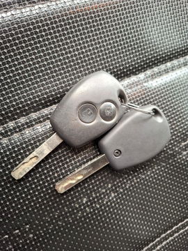 Renault Trafic 1.6 dCi T27 L1H1 Comfort AIRCO / CRUISE CONTROLE / 3 ZITS / TREKHAAK