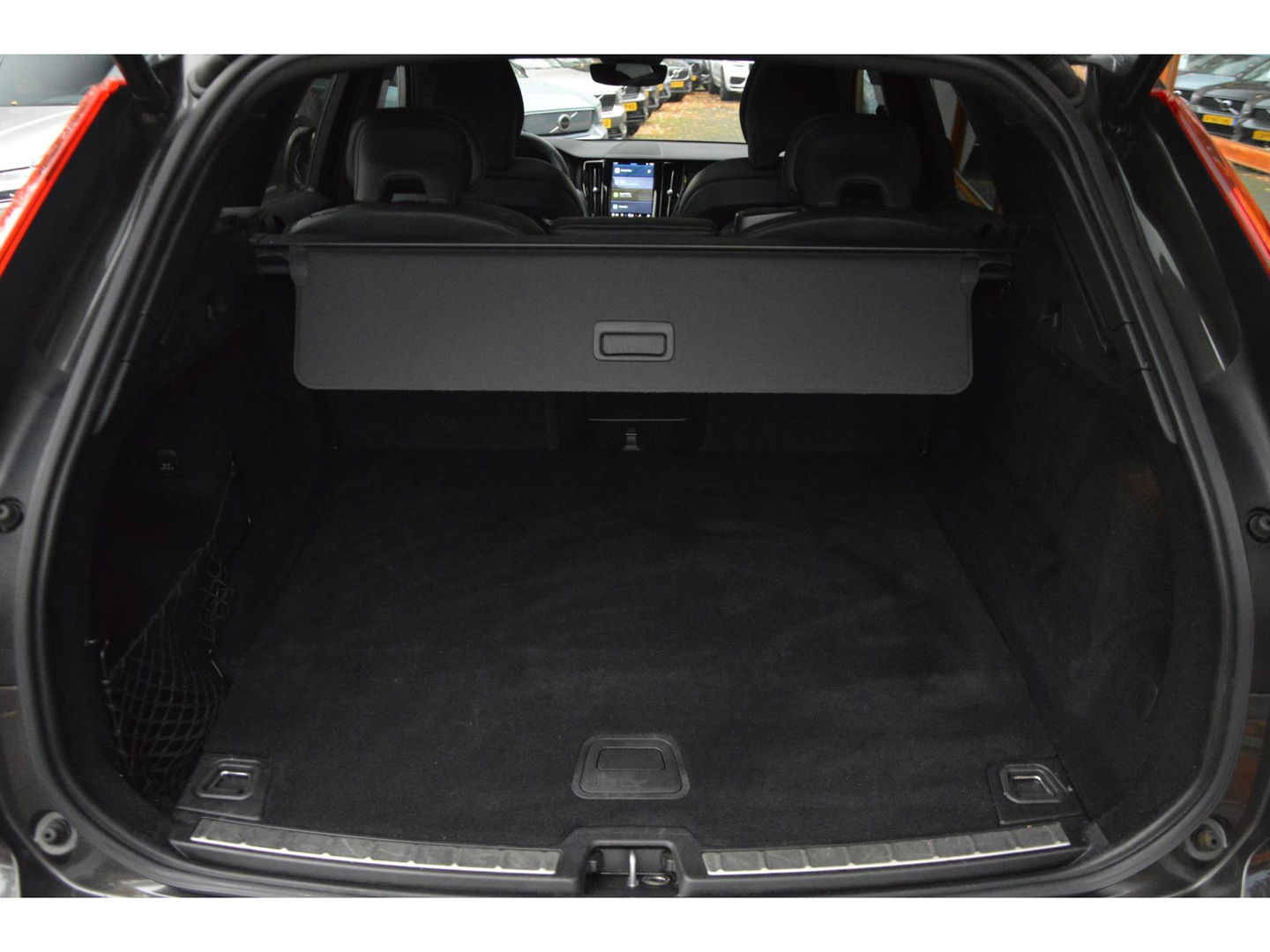 Volvo XC60 T6 Hybride Plus Dark Long Range | Camera | Stoel + Stuur Verwarming | Panormadak | BLIS |