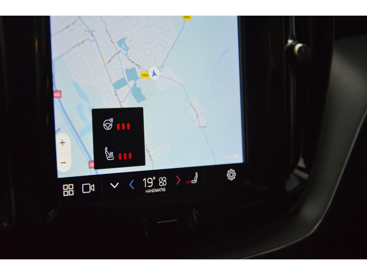 Volvo XC60 T6 Hybride Plus Dark Long Range | Camera | Stoel + Stuur Verwarming | Panormadak | BLIS |