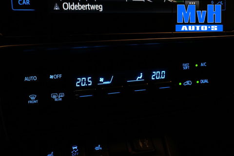 Toyota Auris 1.8 Hybrid Executive|STOELVERW|TREKH|LEER|CAMERA