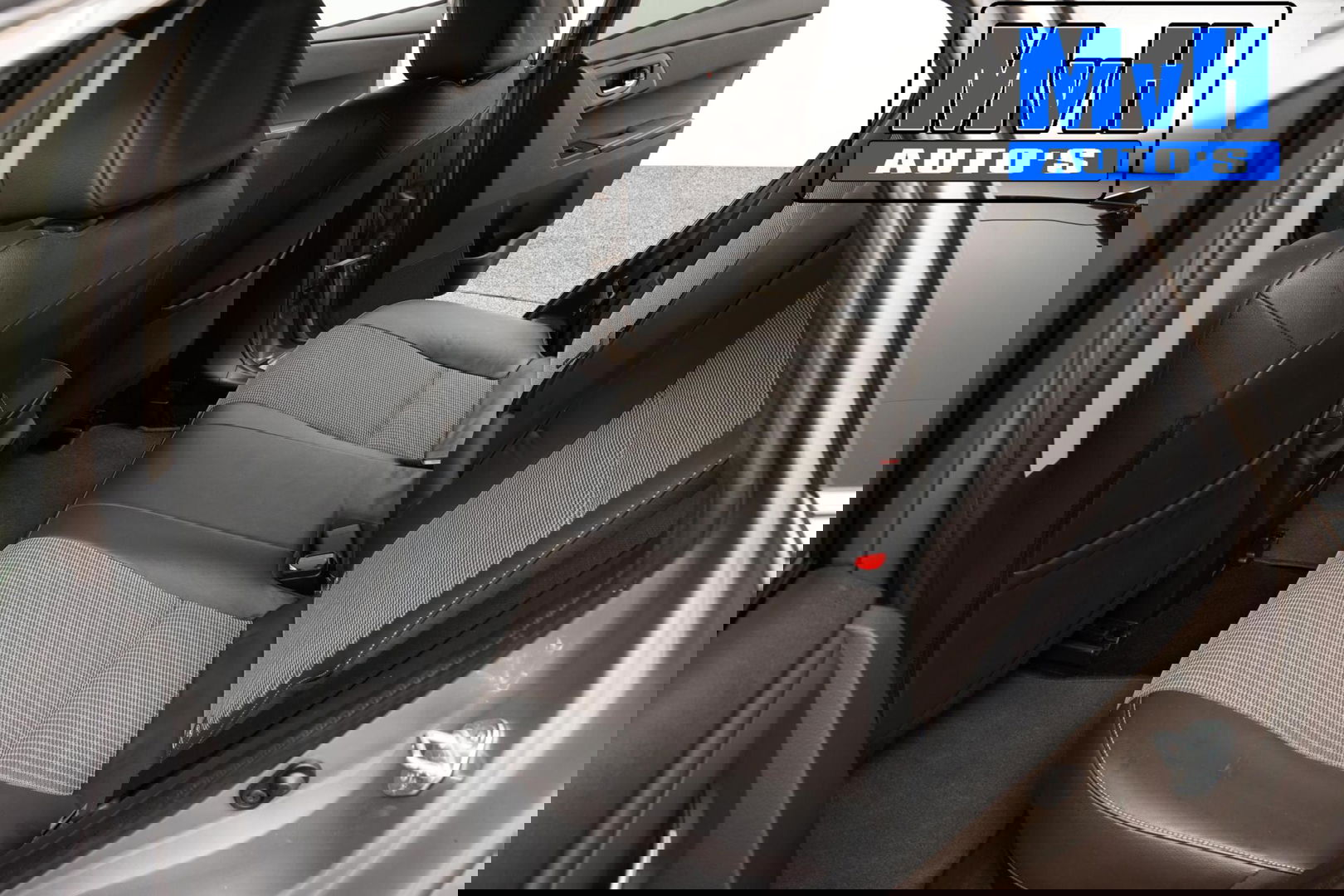 Toyota Auris 1.8 Hybrid Executive|STOELVERW|TREKH|LEER|CAMERA