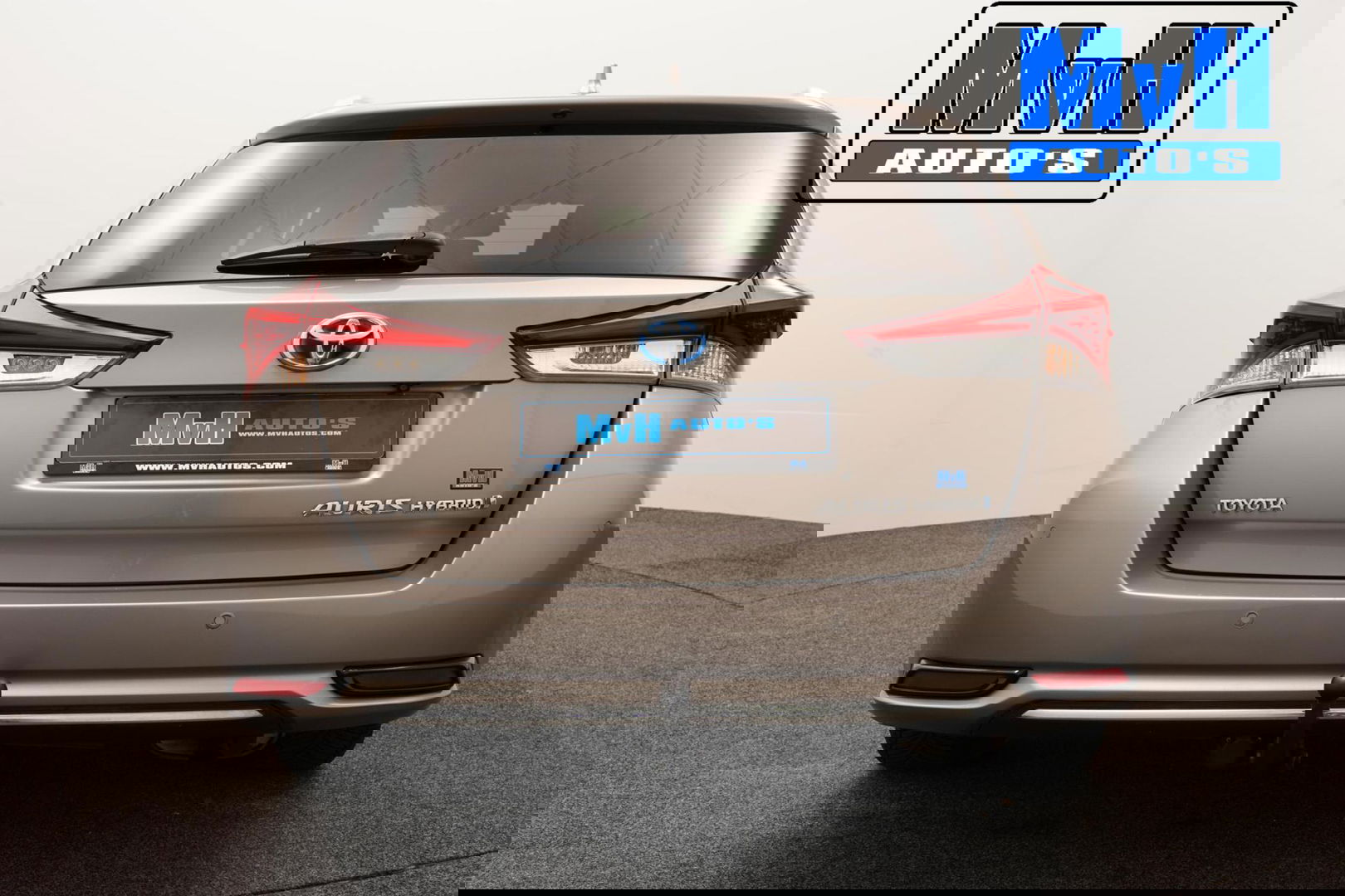 Toyota Auris 1.8 Hybrid Executive|STOELVERW|TREKH|LEER|CAMERA