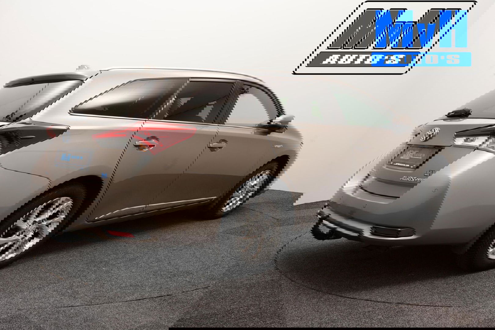 Toyota Auris 1.8 Hybrid Executive|STOELVERW|TREKH|LEER|CAMERA