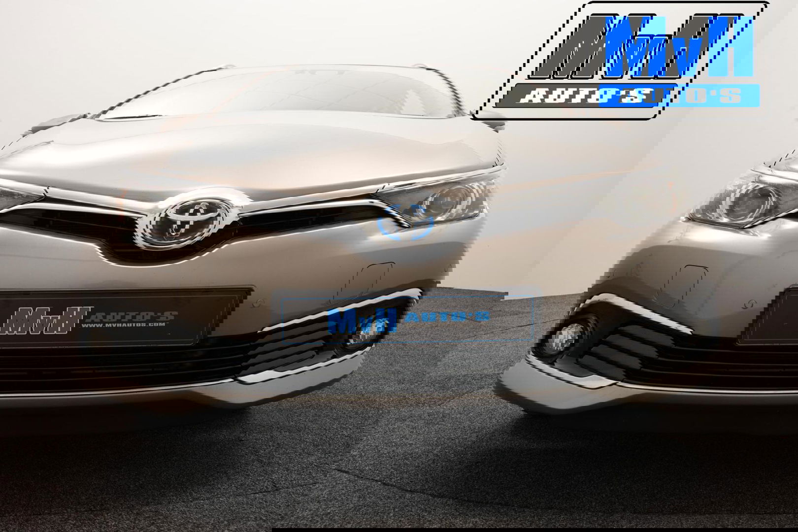 Toyota Auris 1.8 Hybrid Executive|STOELVERW|TREKH|LEER|CAMERA