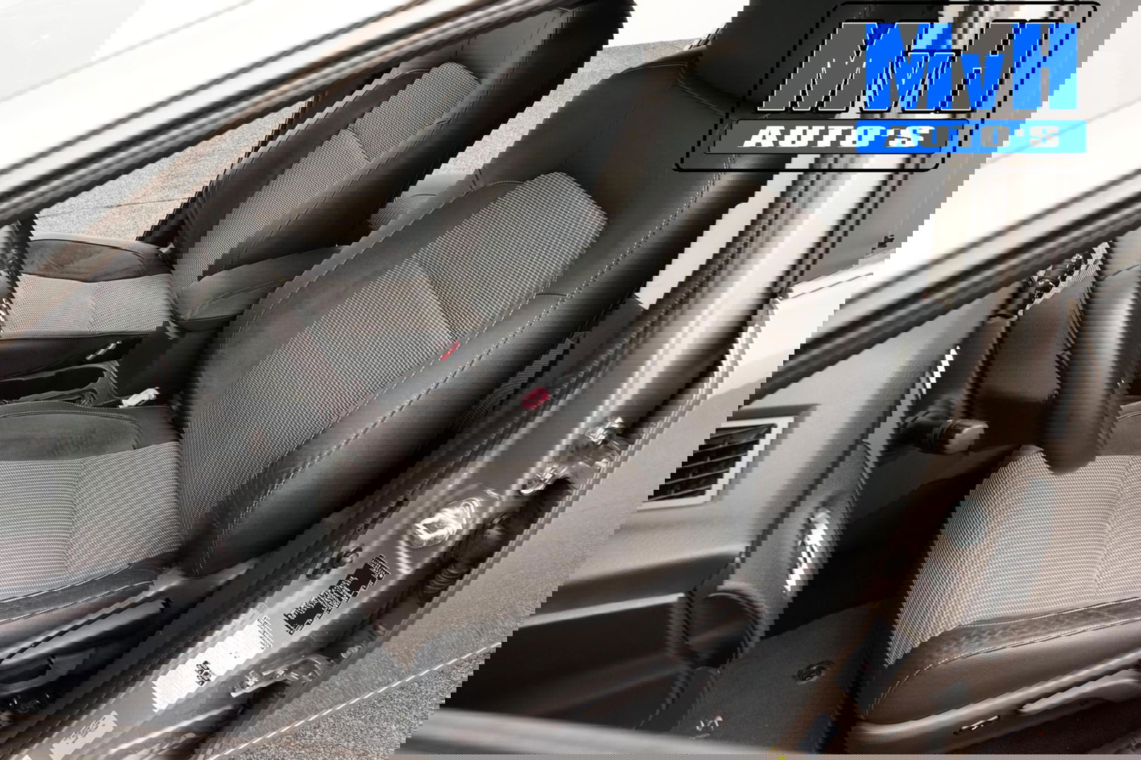 Toyota Auris 1.8 Hybrid Executive|STOELVERW|TREKH|LEER|CAMERA