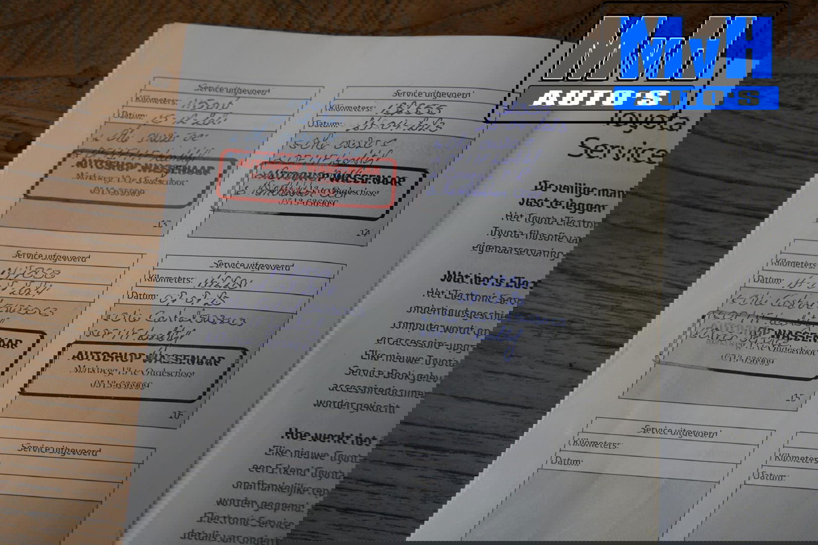 Toyota Auris 1.8 Hybrid Executive|STOELVERW|TREKH|LEER|CAMERA