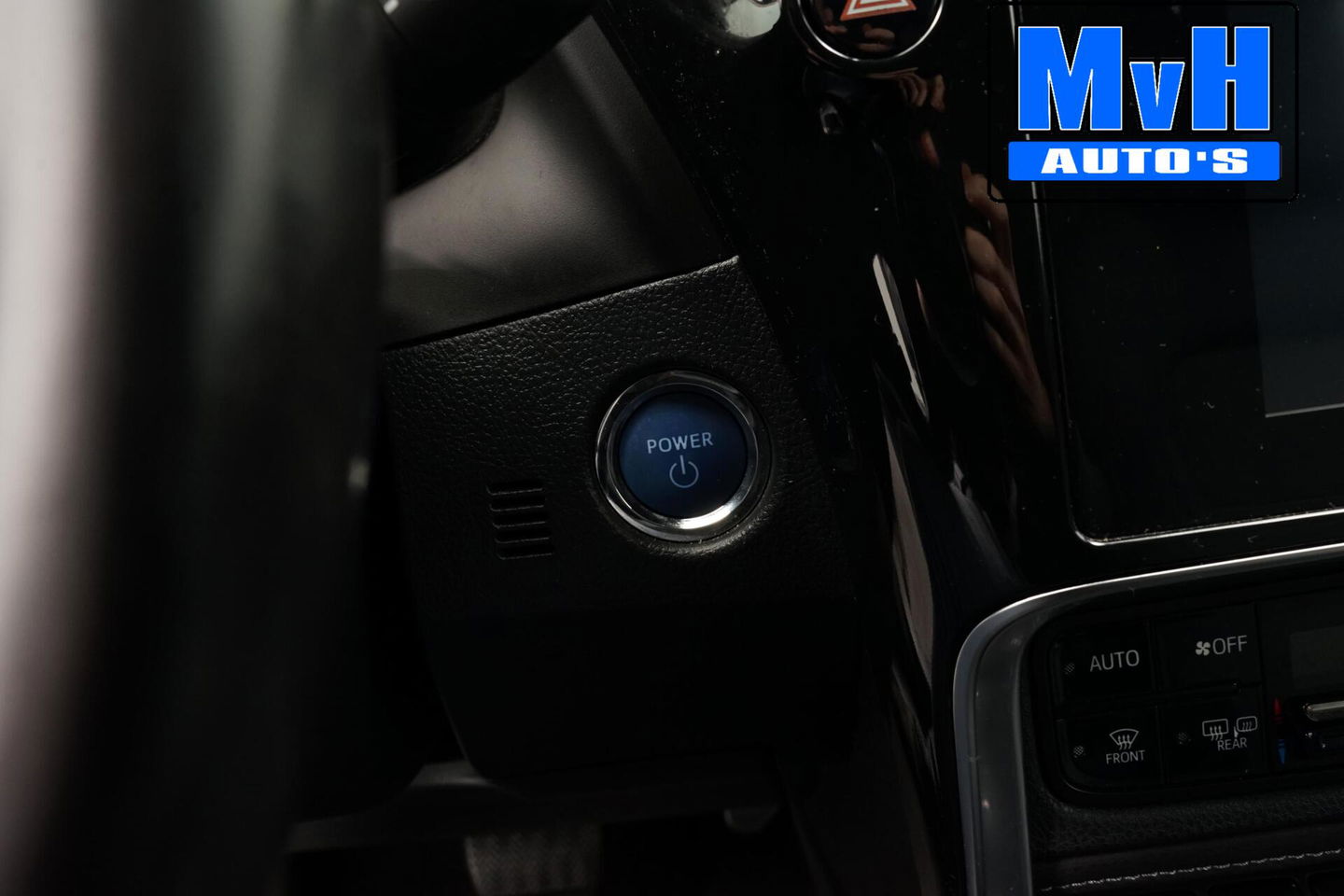 Toyota Auris 1.8 Hybrid Executive|STOELVERW|TREKH|LEER|CAMERA