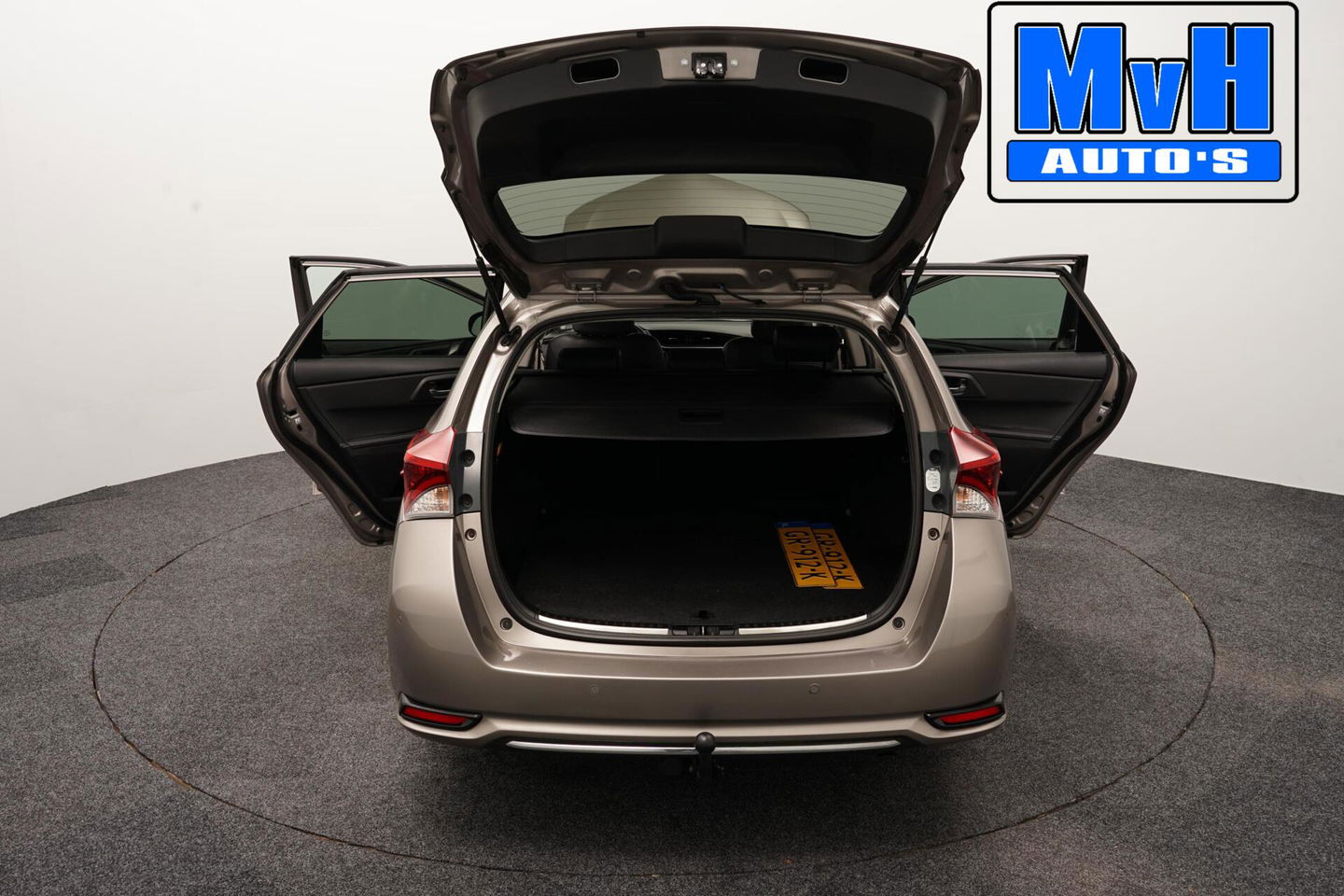 Toyota Auris 1.8 Hybrid Executive|STOELVERW|TREKH|LEER|CAMERA