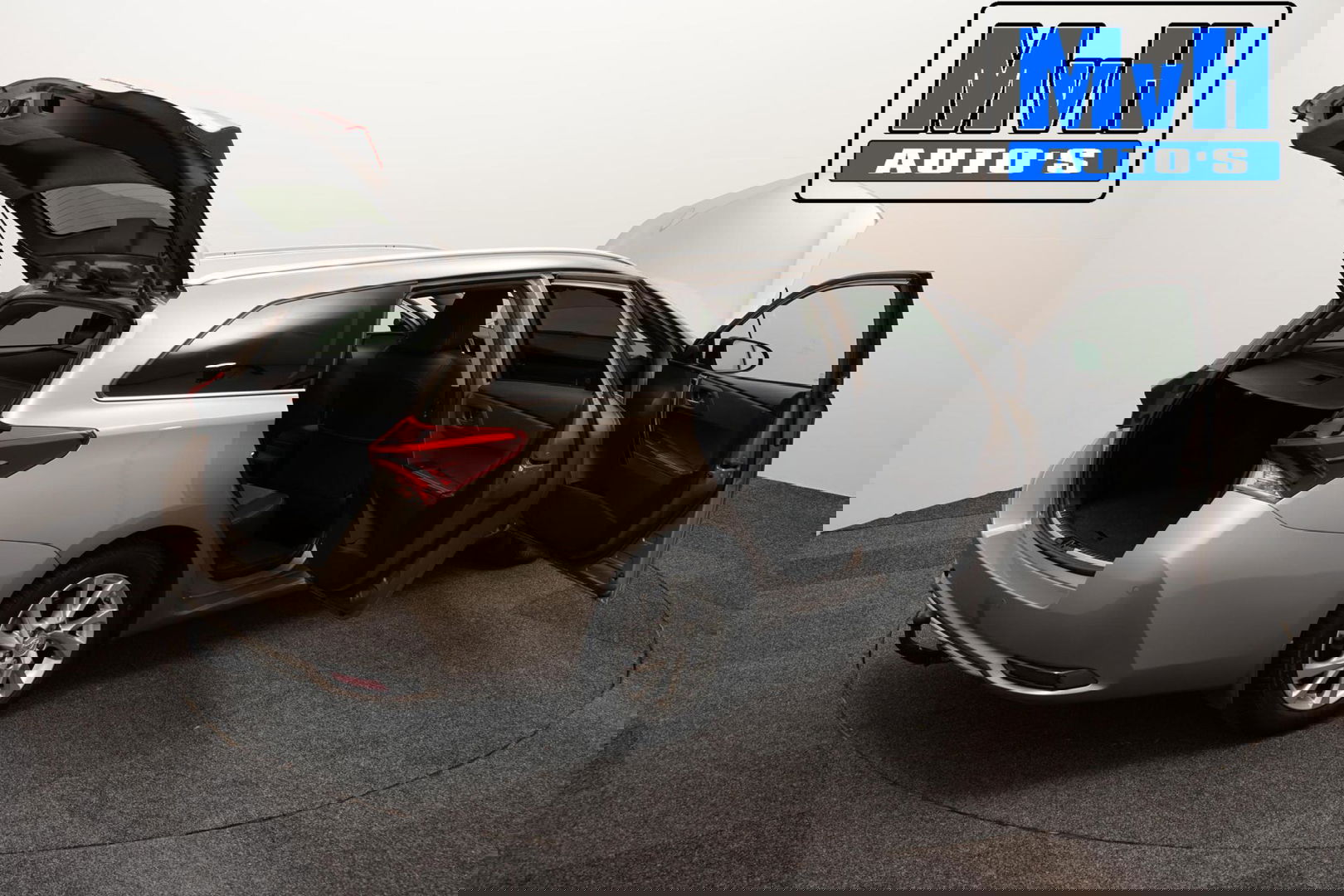 Toyota Auris 1.8 Hybrid Executive|STOELVERW|TREKH|LEER|CAMERA