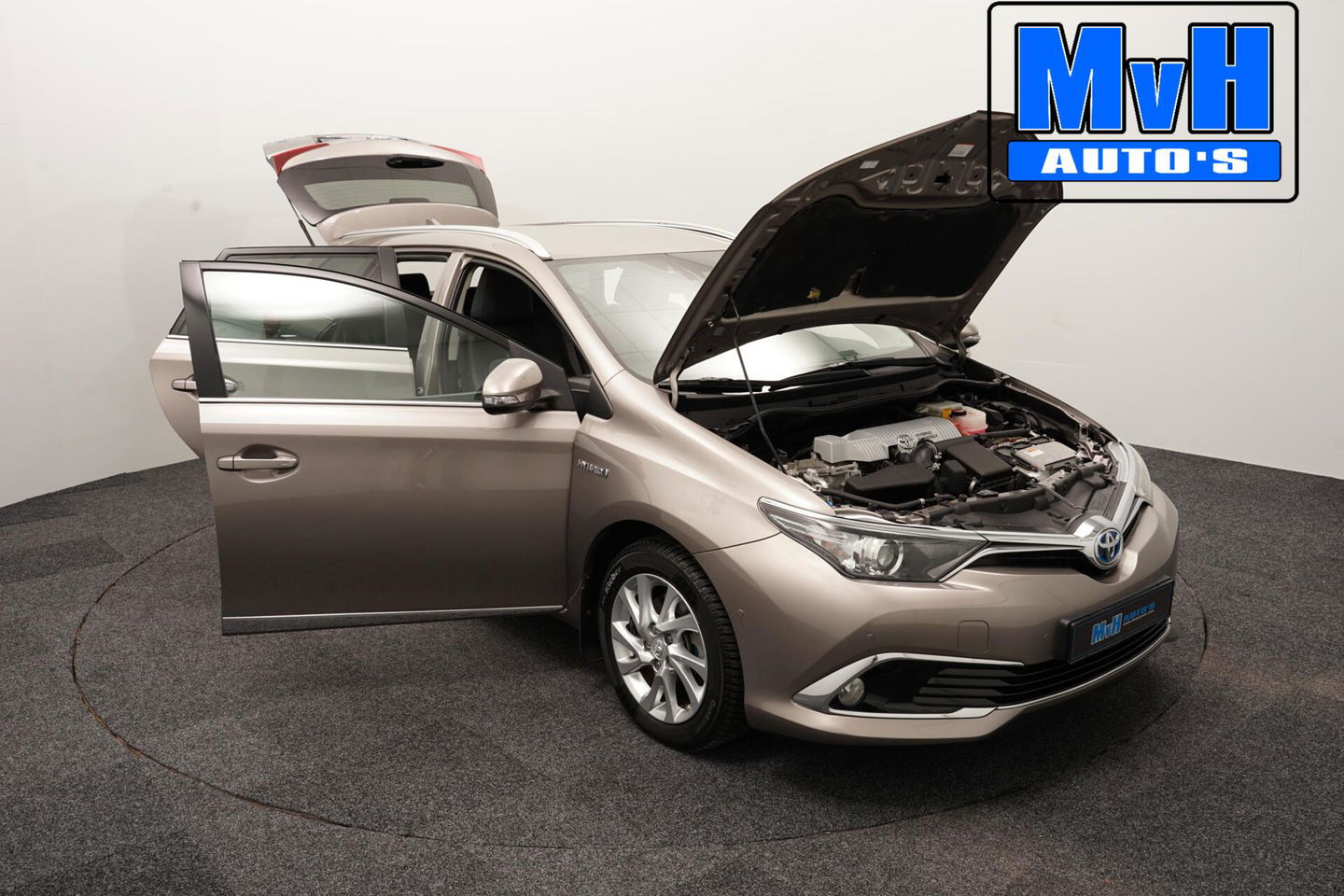 Toyota Auris 1.8 Hybrid Executive|STOELVERW|TREKH|LEER|CAMERA