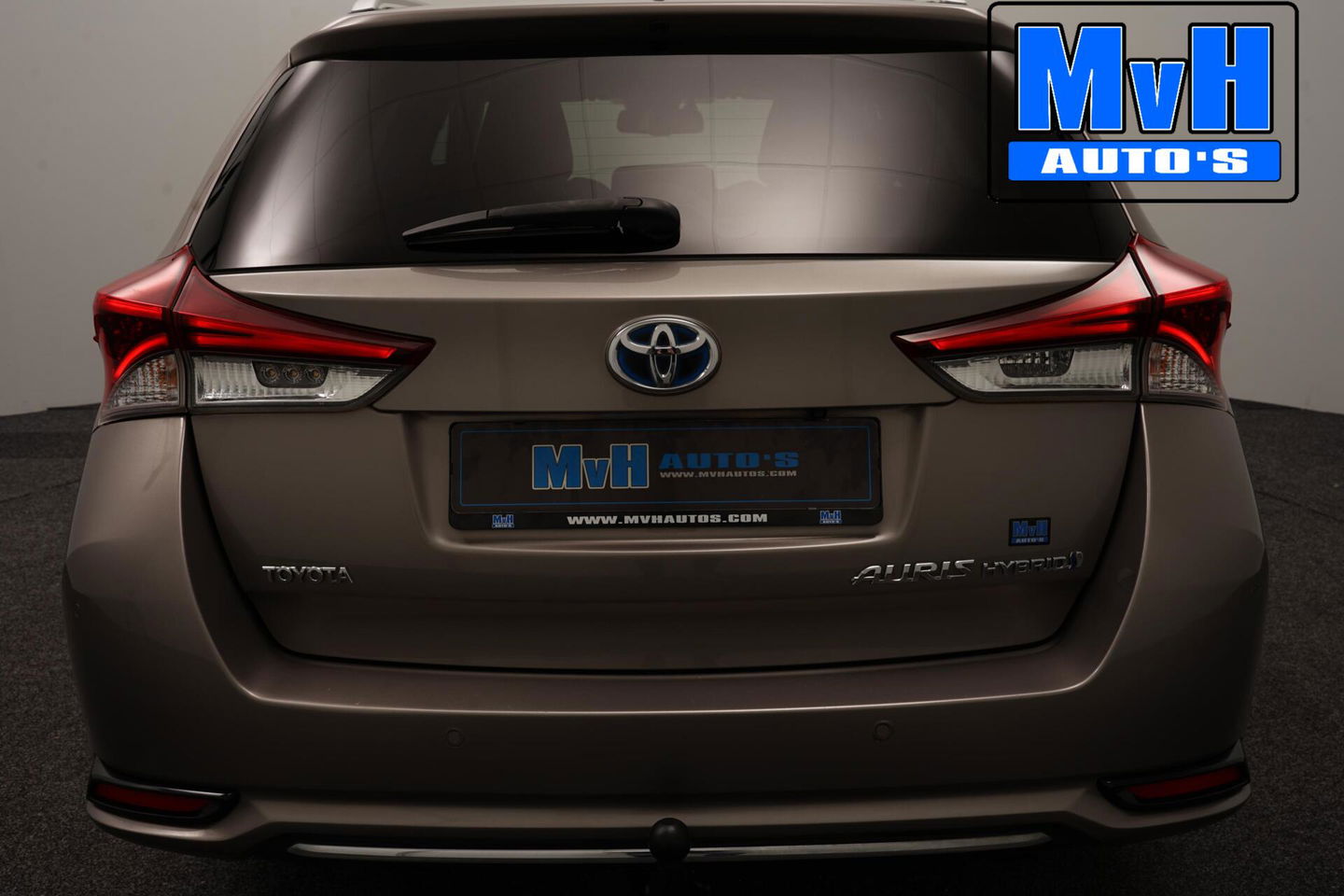 Toyota Auris 1.8 Hybrid Executive|STOELVERW|TREKH|LEER|CAMERA