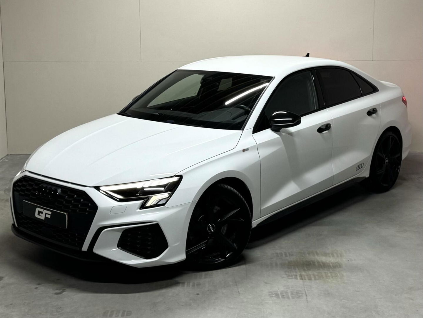 Audi A3 Limousine 35 TFSI S-Line Black Edition Sfeer Carplay NAP