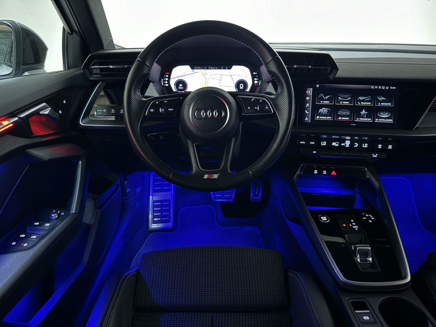 Audi A3 Limousine 35 TFSI S-Line Black Edition Sfeer Carplay NAP