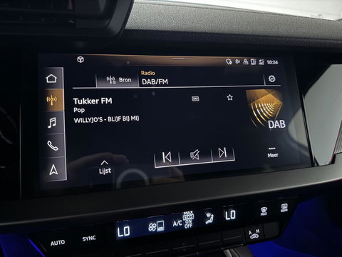 Audi A3 Limousine 35 TFSI S-Line Black Edition Sfeer Carplay NAP