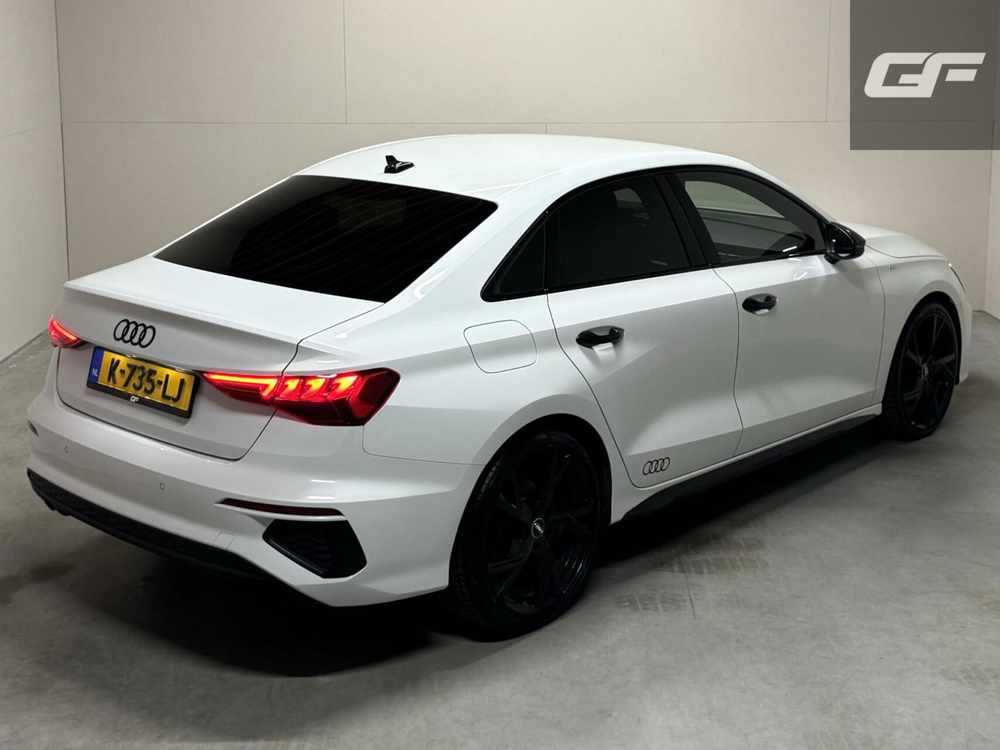 Audi A3 Limousine 35 TFSI S-Line Black Edition Sfeer Carplay NAP