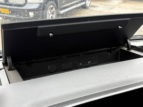 Mercedes-Benz Sprinter 319 3.0 CDI L2H2 V6 ** VERWACHT ** | LED | CHAUFFEURSSTOEL | LEDER