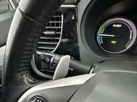 Mitsubishi Outlander 2.0 PHEV Executive Edition Aut. *NAVI-FULLMAP | XENON | LEATHER-FABRIC | COMFORT-SEATS | CAMERA | ECC | KEYLESS | DAB+ | SHIFT-PADDLES | PRIVACY-GLASS | TOWBAR | 18"ALU*